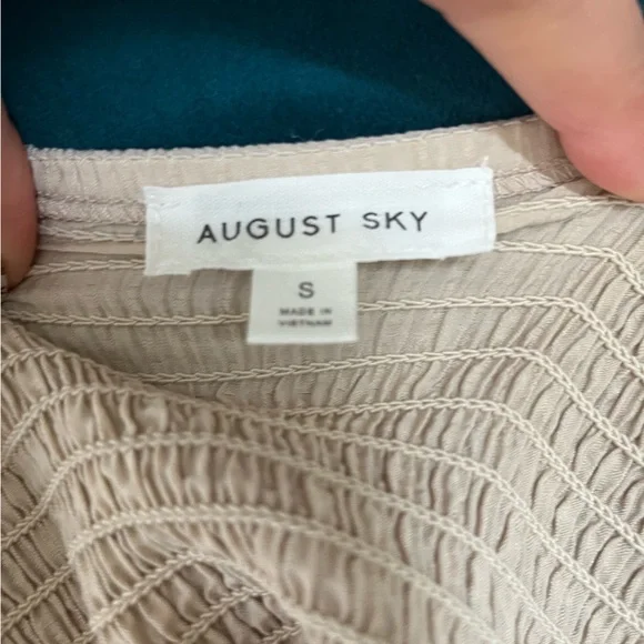 August Sky Tan/Cream Smocked Long Sleeve Maxi Dress NWOT - Picture 5 of 5